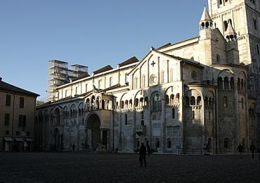 Leggi: Il Duomo di Modena